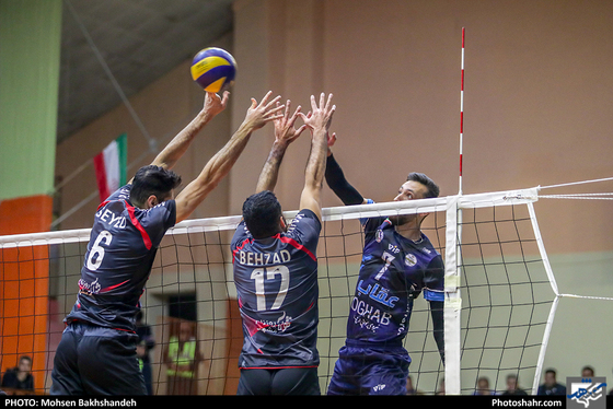 لیگ برتر والیبال مسابقه پیام مشهد و عقاب نهاجا تهران -عکاس: محسن بخشنده / شهرآرا