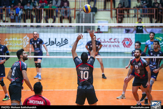 لیگ برتر والیبال مسابقه پیام مشهد و عقاب نهاجا تهران -عکاس: محسن بخشنده / شهرآرا