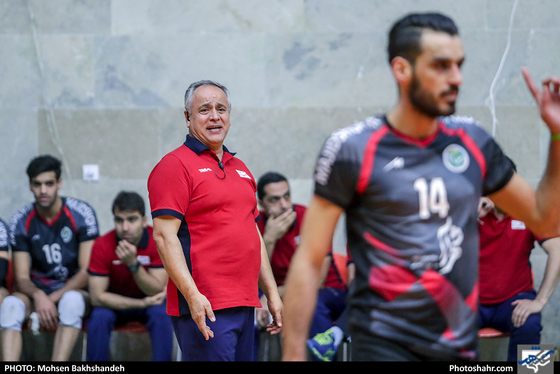 لیگ برتر والیبال مسابقه پیام مشهد و عقاب نهاجا تهران -عکاس: محسن بخشنده / شهرآرا