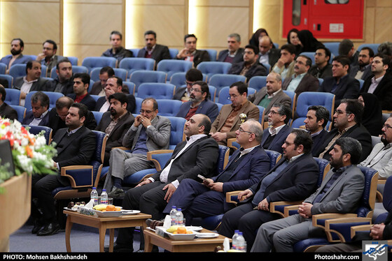 مراسم رونمایی از برنامه عملیاتی میان مدت شهرداری مشهد