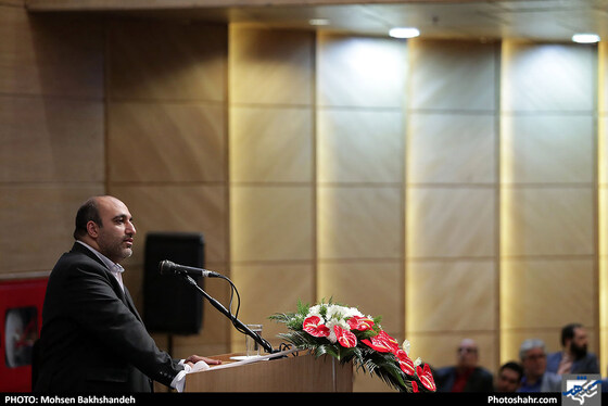 مراسم رونمایی از برنامه عملیاتی میان مدت شهرداری مشهد