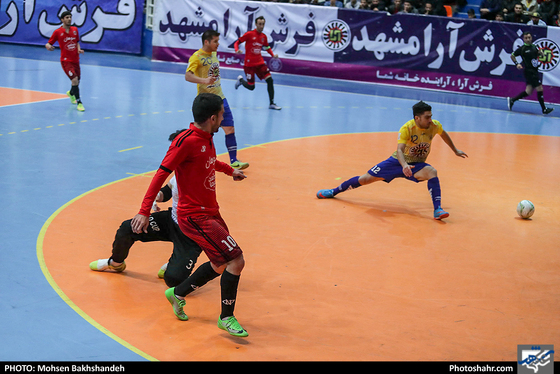 لیگ برتر فوتسال/ فرش آرا مشهد و سوهان محمد سیما قم- عکاس: محسن بخشنده/ شهرآرا
