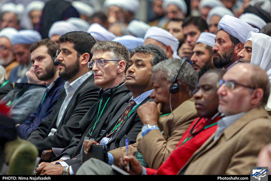 نخستین همایش بین‌المللی «امام‌رضا علیه‌السلام و گفتگوی ادیان»-عکس: نیما نجف‌زاده/شهرآرا