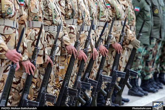  صبحگاه مشترک یگانهای نمونه ارتش در مشهد 