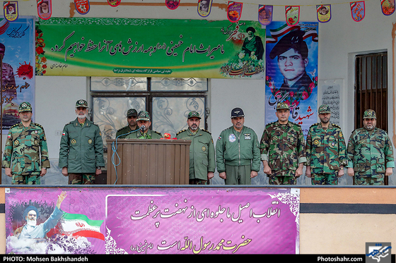  صبحگاه مشترک یگانهای نمونه ارتش در مشهد 