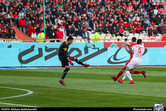 هفته شانزدهم لیگ برتر فوتبال/دیدار تیم های پرسپولیس و پدیده-عکاس:محسن بخشنده/شهرآرا