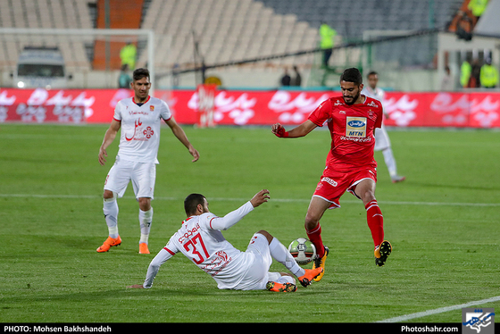 هفته شانزدهم لیگ برتر فوتبال/دیدار تیم های پرسپولیس و پدیده-عکاس:محسن بخشنده/شهرآرا