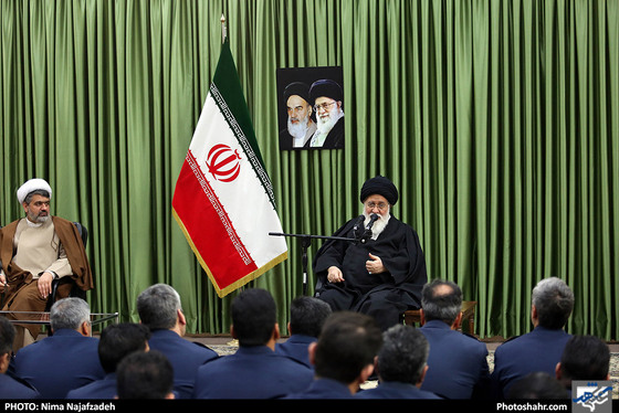 دیدار جمعی از فرماندهان و مسئولان نیروی هوایی با آیت الله علم الهدی