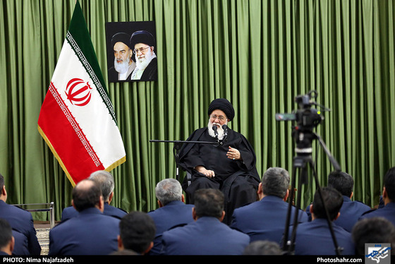 دیدار جمعی از فرماندهان و مسئولان نیروی هوایی با آیت الله علم الهدی