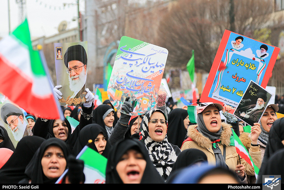 چهلمین جشن انقلاب-عکاس:سعید گلی/شهرآرا