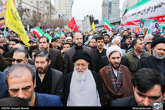 چهلمین جشن انقلاب-عکاس:حسین شریعت/شهرآرا