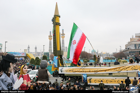 چهلمین جشن انقلاب-عکاس:حسین شریعت/شهرآرا