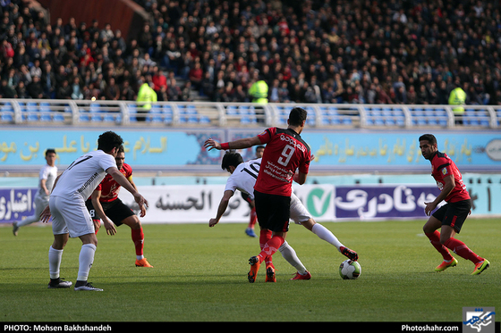 لیگ برتر فوتبال / دیدار پدیده شهرخودرو مشهد و سپیدرود رشت