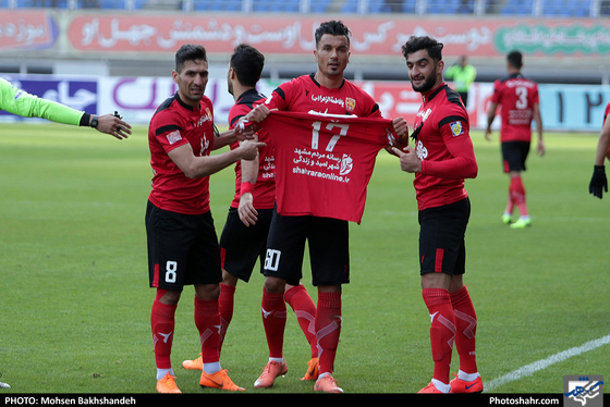 لیگ برتر فوتبال / دیدار پدیده شهرخودرو مشهد و سپیدرود رشت