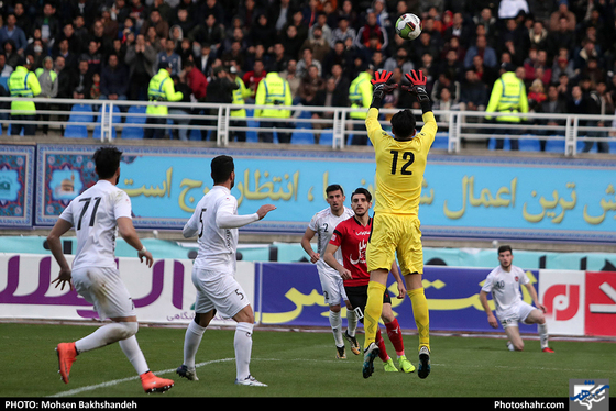 لیگ برتر فوتبال / دیدار پدیده شهرخودرو مشهد و سپیدرود رشت