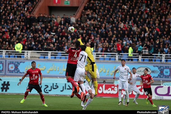 لیگ برتر فوتبال / دیدار پدیده شهرخودرو مشهد و سپیدرود رشت