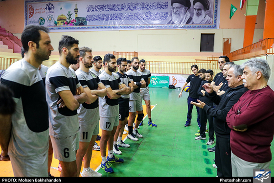 آخرین جلسه تمرین تیم والیبال پیام خراسان پیش از بازی با شهرداری سیرجان-عکاس: محسن بخشنده/ شهرآرا