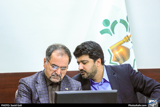 نشست خبری مجتبی  بهاروند رئیس کمیسون حمل و نقل شوارای اسلامی شهر مشهد-عکاس: سعید گلی/ شهرآرا