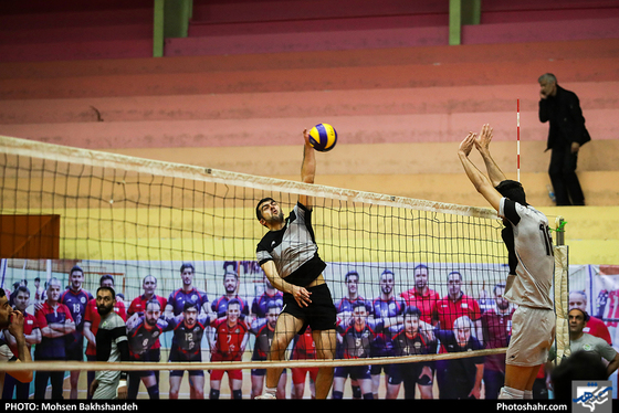 آخرین جلسه تمرین تیم والیبال پیام خراسان پیش از بازی با شهرداری ورامین-عکاس: محسن بخشنده/ شهرآرا