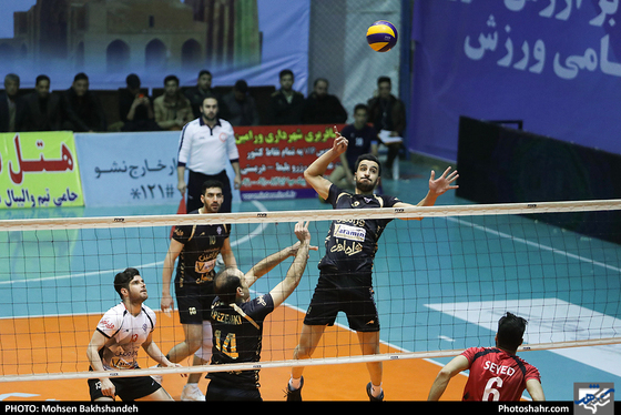 لیگ برتر والیبال / پیام مشهد و شهرداری ورامین-عکاس: محسن بخشنده/ شهرآرا