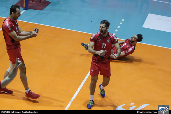 لیگ برتر والیبال / پیام مشهد و شهرداری ورامین-عکاس: محسن بخشنده/ شهرآرا