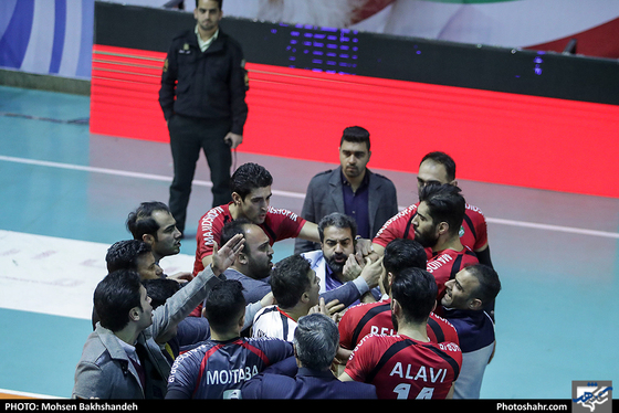 لیگ برتر والیبال / پیام مشهد و شهرداری ورامین-عکاس: محسن بخشنده/ شهرآرا