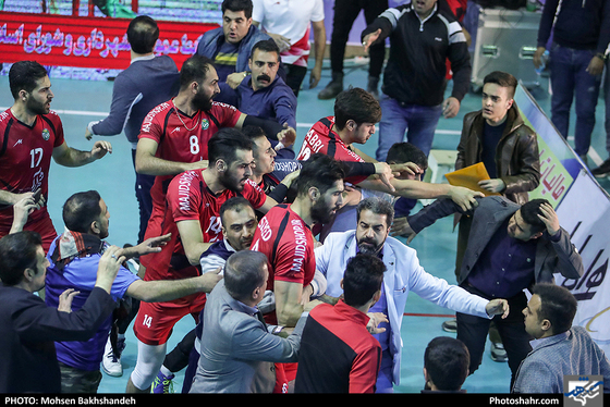 لیگ برتر والیبال / پیام مشهد و شهرداری ورامین-عکاس: محسن بخشنده/ شهرآرا
