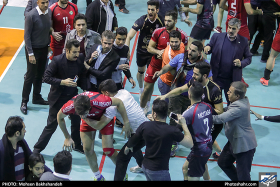 لیگ برتر والیبال / پیام مشهد و شهرداری ورامین-عکاس: محسن بخشنده/ شهرآرا