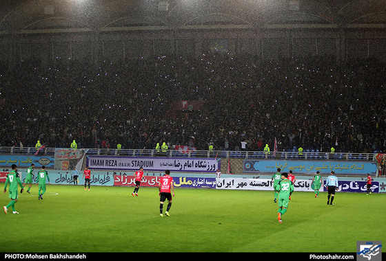 لیگ برتر فوتبال/مسابقه پدیده شهرخودرو مشهد و ذوب آهن اصفهان‎‎ / عکس: محسن بخشنده / شهرآرا