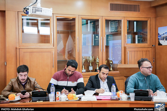نشست خبری مدیر عامل قطار شهری مشهد-عکاس: مهدیه غفوریان/ شهرآرا