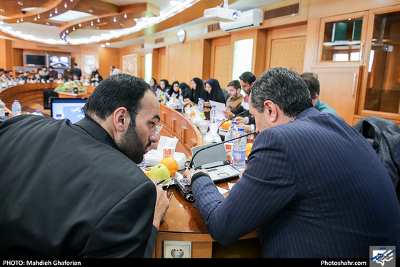 نشست خبری مدیر عامل قطار شهری مشهد-عکاس: مهدیه غفوریان/ شهرآرا