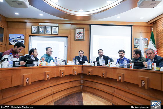 نشست خبری مدیر عامل قطار شهری مشهد-عکاس: مهدیه غفوریان/ شهرآرا