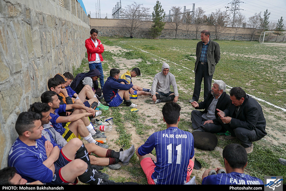 دومین دوره مسابقات فوتبال زمین خاکی حاشیه شهر مشهد-عکاس: محسن بخشنده/ شهرآرا