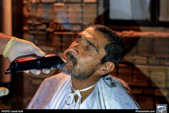 خانه تکانی کارتن خواب ها-عکاس: سعید گلی/ شهرآرا