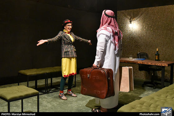نمایش «چشم هایت را ببند و به انگلستان فکر کن»عکاس: مرضیه میرنژاد /شهرآرا