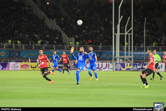 لیگ برتر فوتبال پدیده شهرخودرو مشهد و استقلال /عکس: شهرآرا
