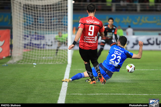 لیگ برتر فوتبال پدیده شهرخودرو مشهد و استقلال /عکس: شهرآرا