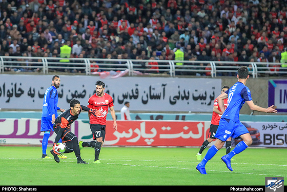 لیگ برتر فوتبال پدیده شهرخودرو مشهد و استقلال /عکس: شهرآرا