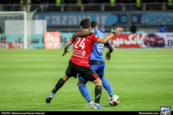  لیگ برتر فوتبال / پدیده شهرخودرو مشهد و استقلال - عکس : محمد حسن صلواتی / شهرآرا