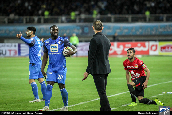  لیگ برتر فوتبال / پدیده شهرخودرو مشهد و استقلال - عکس : محمد حسن صلواتی / شهرآرا