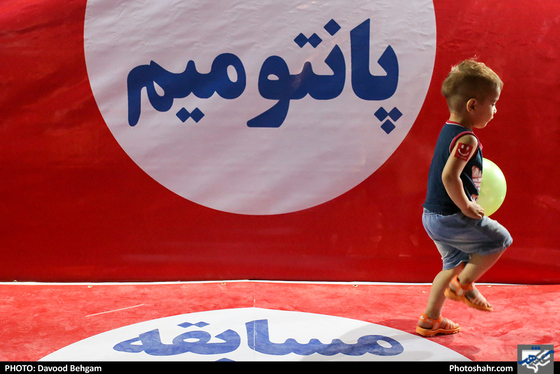 شب‌نشینی مشهدی‌ها در «بهار جان‌ها»-عکاس: داوود بهگام/ شهرآرا