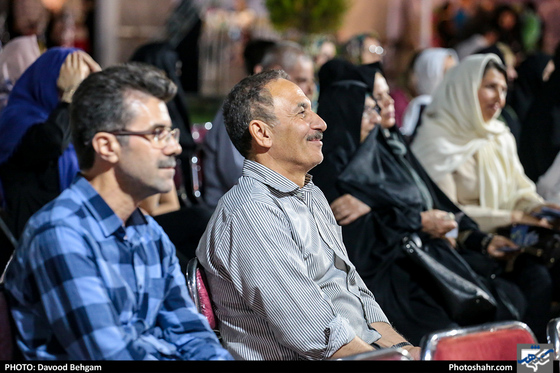 شب‌نشینی مشهدی‌ها در «بهار جان‌ها»-عکاس: داوود بهگام/ شهرآرا