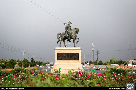  رونمایی از المانهای « رستم و رخش» و «نبرد رستم و اژدها » 