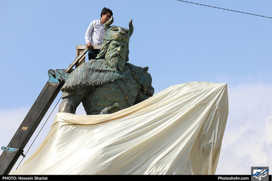  رونمایی از المانهای « رستم و رخش» و «نبرد رستم و اژدها » 