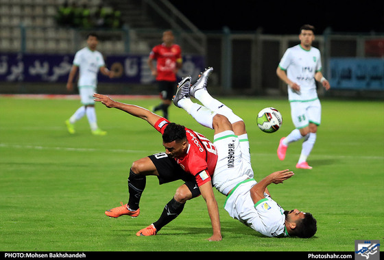 لیگ برتر فوتبال / مسابقه پدیده شهرخودرو و ماشین سازی / عکس: محسن بخشنده / شهرآرا