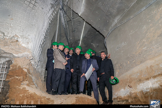 بازدید استاندار از قطار شهری- عکاس: محسن بخشنده/ شهرآرا