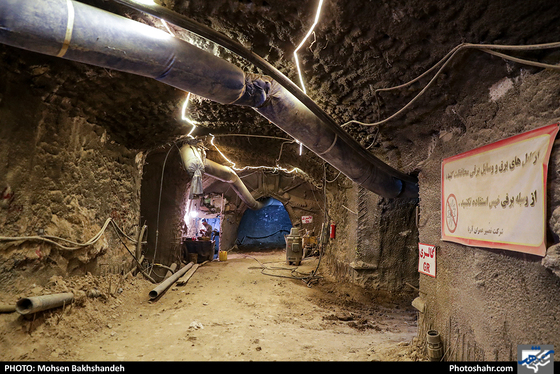 بازدید استاندار از قطار شهری- عکاس: محسن بخشنده/ شهرآرا