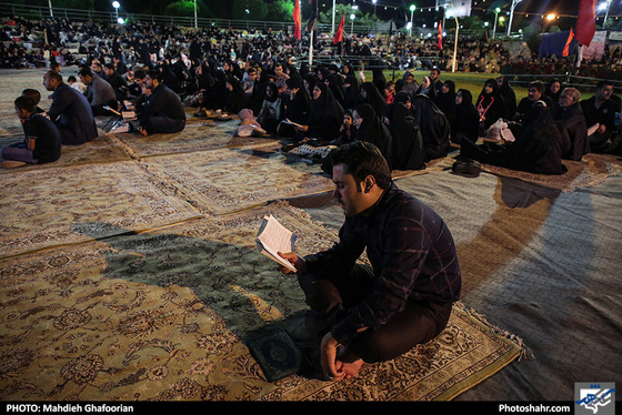احیاء شب بیست و سوم ماه مبارک رمضان در بوستان کوهسنگی / عکس: مهدیه غفوریان / شهرآرا