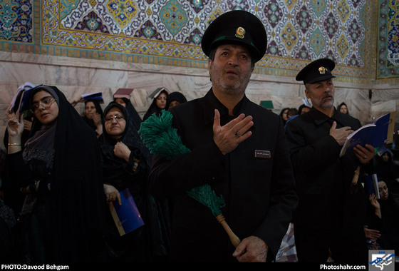  احیاء شب بیست وسوم ماه رمضان در حرم مطهر رضوی / عکس: داوود بهگام / شهرآرا
