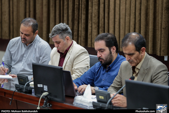 نشست خبری مسعود ریاضی-عکاس:- محسن بخشنده/ شهرآرا